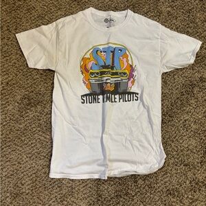 Small graphic t-shirt featuring a Stone Temple Pilots